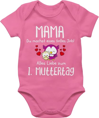 Shirtracer Baby Body Junge Mädchen - 1. Muttertag I Mama du machst einen tollen Job - 3/6 Monate - Pink - happy mothersday babybody erste muttertagsgeschenk outfit mutter first mothers day babysachen von Shirtracer