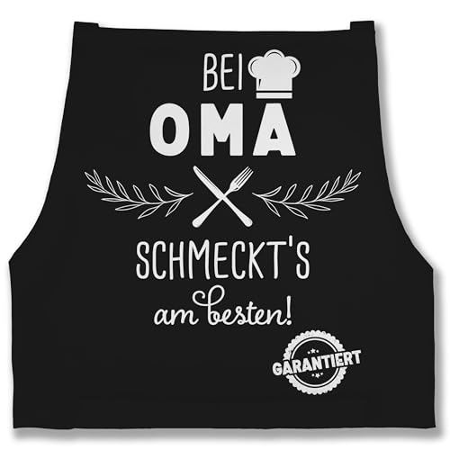 Schürze - Damen 1 - Kochschürze bei Oma schmeckts am Besten I Omi Küchenschürze Geschenk Oma Geschenke Omi Weihnachten Geschenk Muttertag - 85x69 - Schwarz - kochschuerze kochen schürzen von Shirtracer