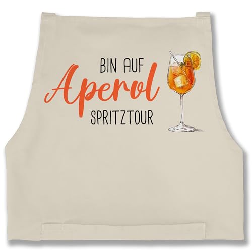 Schürze - Karneval & Fasching - Erwachsene - Bin auf Aperol Spritztour I JGA I Mädelsabend I Spritz Tour - 85x69 - Natur Weiß - männer kochen glas faschings feiern verkleidet spruch carnival von Shirtracer