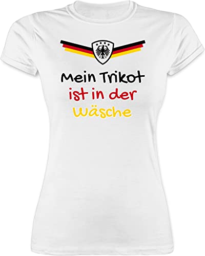 Shirt Damen - Fußball EM WM - Mein Trikot ist in der Wäsche Deutschland - XL - Weiß - fußballtrikot Europameisterschaft Tshirt wm-Shirts Fussball Team t-Shirt fußballtrikots fu Ball 2022 Shirts Shirt Damen - Fußball EM WM - Mein Trikot ist in der Wäsche Deutschland - XL - Weiß - fußballtrikot Europameisterschaft Tshirt wm-Shirts Fussball Team t-Shirt fußballtrikots fu Ball 2022 Shirts von Shirtracer