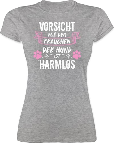 Shirt Damen - Geschenk für Hundebesitzer - Vorsicht vor dem Frauchen der Hund ist harmlos - Grunge/Vintage - Weiß - M - Grau meliert - Hundeliebhaber Geschenke hundeshirts hundefan gassi Tshirt Shirt Damen - Geschenk für Hundebesitzer - Vorsicht vor dem Frauchen der Hund ist harmlos - Grunge/Vintage - Weiß - M - Grau meliert - Hundeliebhaber Geschenke hundeshirts hundefan gassi Tshirt von Shirtracer