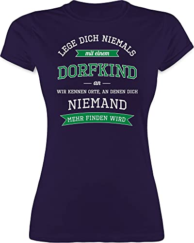 Shirt Damen - Sprüche Statement Spruch - Lege Dich Niemals mit einem Dorfkind an - M - Lila - Frauen Tshirt t t-Shirt t-Shirts Shirts lustig für lustige lustigen sprüchen auf Tshirts frechen von Shirtracer