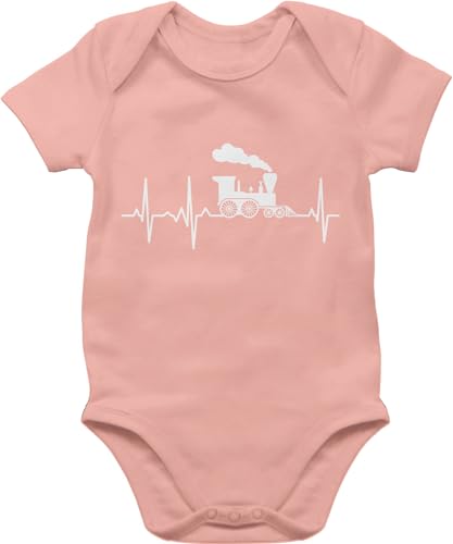 Baby Body Junge Mädchen - Bagger Traktor und Co. - Dampflok Herzschlag weiß - 3/6 Monate - Babyrosa - strampler mit flugzeugen fahrzeuge zug babybody züge kurzarm eisenbahn babykleidung von Shirtracer