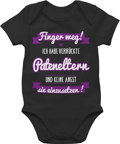 Shirtracer Baby Body Junge Mädchen - Patentante - Finger weg! - Ich habe verrückte Pateneltern - lila - 3/6 Monate - Schwarz - kurzarm bodys patin sprüche kurzarmbody geschenk weihnachten kinderbodys von Shirtracer