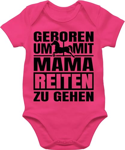 Baby Body Junge Mädchen - Sprüche - Geboren um mit Mama reiten zu gehen - schwarz - 1/3 Monate - Fuchsia - reiter babymode witzig spruch bodys babygeschenk spruche strampler babygeschenke von Shirtracer