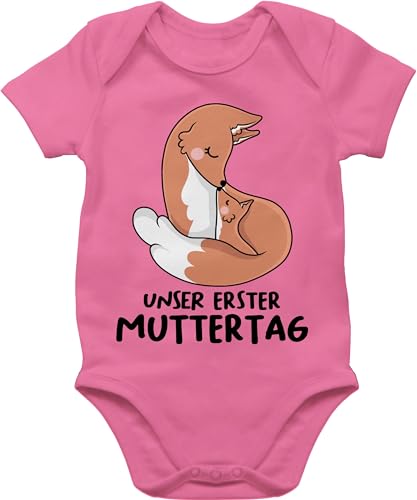 Shirtracer Baby Body Junge Mädchen - Unser erster Muttertag I Füchsen - 1/3 Monate - Pink - 1. muttertagsgeschenk muttertagsgeschenke muttertags fuchs bodys muttertagsbody muttertagsstrampler mama Shirtracer Baby Body Junge Mädchen - Unser erster Muttertag I Füchsen - 1/3 Monate - Pink - 1. muttertagsgeschenk muttertagsgeschenke muttertags fuchs bodys muttertagsbody muttertagsstrampler mama von Shirtracer