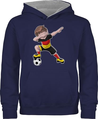 Pullover Kinder Hoodie Jungen Mädchen - 2024 Fussball EM Fanartikel - Dabbing Fußballspieler Junge Deutschland Germany - 116 (5/6 Jahre) - Navy Blau/Grau meliert - kapuzenpullover fußball wm von Shirtracer