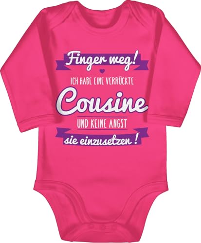 Baby Body langarm Mädchen Junge - Sprüche - Ich habe eine verrückte Cousine lila - 3/6 Monate - Fuchsia - geschenk babygeschenke spruch cousin strampler babygeschenk spruche cousinen bodys von Shirtracer
