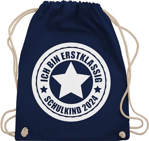 Turnbeutel Rucksack - Schulanfang & Einschulung Geschenk - Ich bin erstklassig - Schulkind 2024 - Unisize - Navy Blau - 1 klasse sportbeutel schulkinder erstklässler beutelrucksack einschulung. von Shirtracer