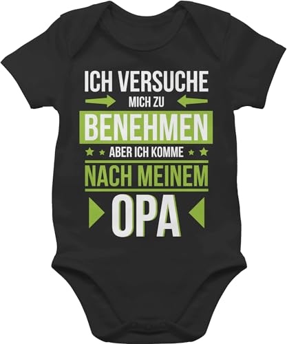 Baby Body Junge Mädchen - Sprüche - Ich versuche mich zu benehmen aber ich komme nach meinem Opa grün - 3/6 Monate - Schwarz - freche strampler babymode witzig spruch hallo bodys enkelkind von Shirtracer