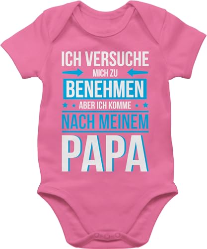 Shirtracer Baby Body Junge Mädchen - Sprüche - Ich versuche mich zu benehmen komme nach meinem Papa - 3/6 Monate - Pink - geschenkideen babyparty babymode witzig spruch dad bodys vatertagsgeschenk von Shirtracer