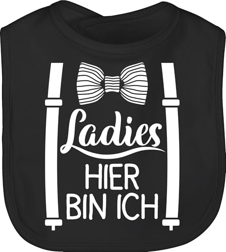 Shirtracer Baby Lätzchen - Sprüche - Ladies hier bin ich - Unisize - Schwarz - lustige babysachen spruch fliege schlabberlatz babykleidung mit süßen sprüchen spruche da latz geschenke zur geburt von Shirtracer