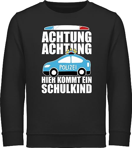 Shirtracer Sweatshirt Kinder Pullover für Jungen Mädchen - Einschulung - Achtung Hier kommt EIN Schulkind Polizeiauto weiß - 128 (7/8 Jahre) - Schwarz - Schulanfang Kleidung Junge schulanfänger von Shirtracer