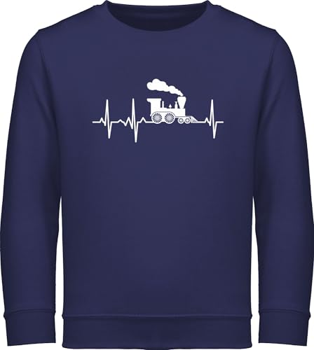 Sweatshirt Kinder Pullover für Jungen Mädchen - Traktor Bagger und Co. - Dampflok Herzschlag weiß - 128 (7/8 Jahre) - Navy Blau - Fahrzeuge Zug reitpullover flugzeugen züge kinderpullover von Shirtracer