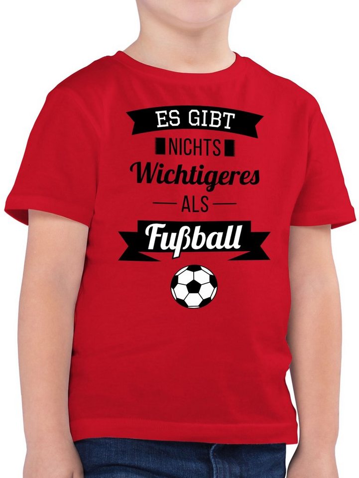 Shirtracer T-Shirt Es gibt nichts Wichtigeres als Fußball (1-tlg) Kinder Sport Kleidung von Shirtracer