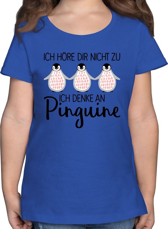 Shirtracer T-Shirt Ich denke an Pinguine Tiermotiv Animal Print von Shirtracer