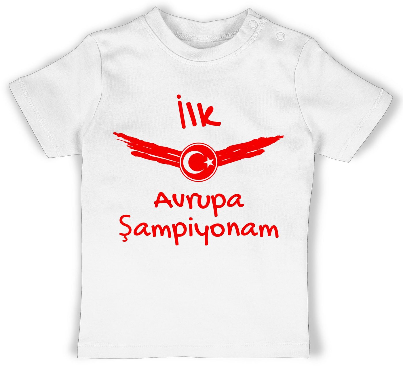 Shirtracer T-Shirt Meine erste EM Türkei, İlk EURO m Türkiye 2026 Fussball WM Fanartikel Baby von Shirtracer
