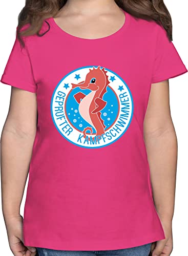 T-Shirt Mädchen - Kinder Sport Kleidung - Seepferdchen Schwimmer - 128 (7/8 Jahre) - Fuchsia - t Shirt Sportshirt aufnäher Kurzarm Abzeichen Kind Tshirt bestanden für schwimmabzeichen t_Shirt von Shirtracer