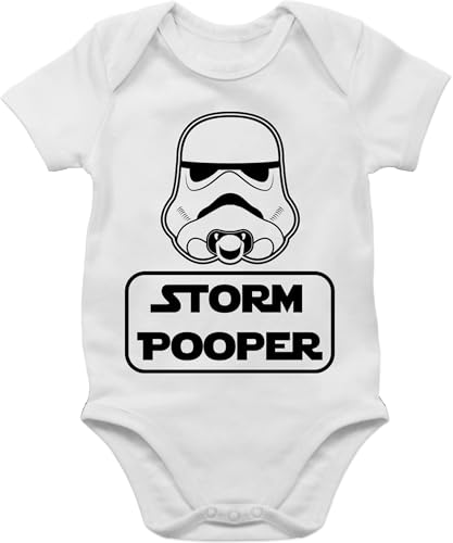 Baby Body Junge Mädchen - Sprüche - Storm Pooper - 6/12 Monate - Weiß - strampler nerds babymode witzig spruch pups bodys babykleidung lustig babybody mit sprüchen spruche babybodys von Shirtracer