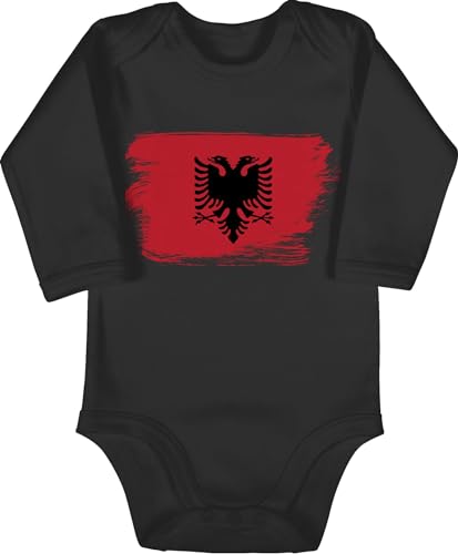 Baby Body langarm Mädchen Junge - 2024 Fussball EM Fanartikel - Albanien Albanija - 3/6 Monate - Schwarz - fußball wm albanian strampler wm2022 albanisch babybody fussball-wm albanische fu ball von Shirtracer