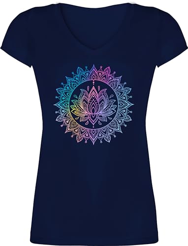 T-Shirt Damen V Ausschnitt - Yoga - Mandala Lotusblume I Spirituelle Meditation I Pilates Lotus Entspannung - XS - Dunkelblau - spirituelles Shirt Yoga-Shirt Joga Wellness Tshirt spirituell T-Shirt Damen V Ausschnitt - Yoga - Mandala Lotusblume I Spirituelle Meditation I Pilates Lotus Entspannung - XS - Dunkelblau - spirituelles Shirt Yoga-Shirt Joga Wellness Tshirt spirituell von Shirtracer
