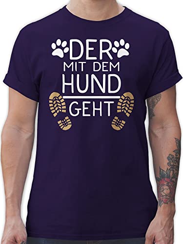 T-Shirt Herren - für - Der mit dem Hund geht - Geschenk Hundebesitzer Hundeliebhaber - M - Lila - sprüche zur Einschulung männer t Shirts Shirt Spruch t-Shirts Tshirt Hunde Tshirts von Shirtracer