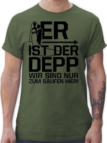T-Shirt Herren - JGA Junggesellenabschied Männer - Er ist der Depp wir sind nur zum Saufen Hier - schwarz - XL - Army Grün - Tshirt Shirt polter jungesellenabschied bräutigam Shirts T-Shirt Herren - JGA Junggesellenabschied Männer - Er ist der Depp wir sind nur zum Saufen Hier - schwarz - XL - Army Grün - Tshirt Shirt polter jungesellenabschied bräutigam Shirts von Shirtracer