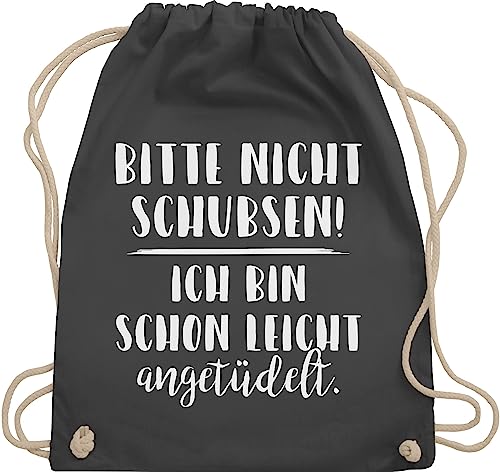 Shirtracer Turnbeutel Rucksack - Festival Zubehör - Bitte nicht schubsen ich bin schon leicht angetüdelt I Party - Unisize - Dunkelgrau - bieroutfit festival-bag geschenk weihnachten sauf beutel von Shirtracer