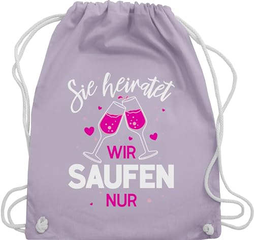 Turnbeutel Rucksack - JGA Junggesellenabschied Frauen - Sie heiratet - Wir saufen nur - Unisize - Pastell Lila - junggesellinenabschied gymbag goodie bag jugengesellenabschied bags outfit polter von Shirtracer