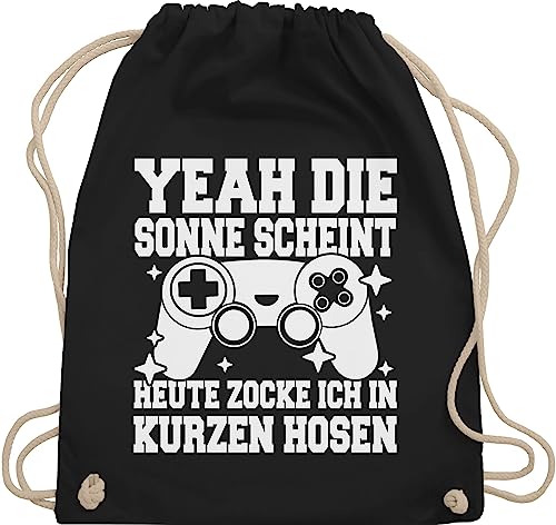 Turnbeutel Rucksack - Nerd Geschenke - Yeah die Sonne scheint! Heute zocke ich in kurzen Hosen - weiß - Unisize - Schwarz - gaming geschenk zocker gamer beutel für computer nerds zocken datteln von Shirtracer