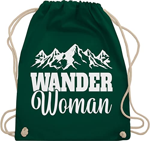 Shirtracer Turnbeutel Rucksack - Wander Woman - Unisize - Dunkelgrün - berge beutel stoff wandern sprüche stofftaschen für wanderfreunde turnen tasche wanderer turnsack stoffbeutel mit kordelzug von Shirtracer