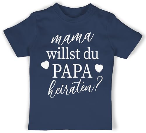 T-Shirt Mädchen Jungen - Hochzeit - Mama willst du Papa heiraten - Wollen wir Papa heiraten Baby Daddy heiraten Willst du Meinen Papa heiraten Heiratsantrag - 18/24 Monate - Navy Blau T-Shirt Mädchen Jungen - Hochzeit - Mama willst du Papa heiraten - Wollen wir Papa heiraten Baby Daddy heiraten Willst du Meinen Papa heiraten Heiratsantrag - 18/24 Monate - Navy Blau von Shirtracer