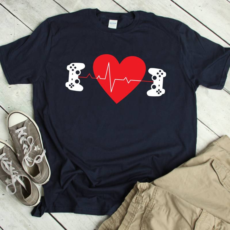 Gamer Liebe Shirt Gaming Paar Geschenk Freundin Freund Tshirt Lustiges Herz Valentine von ShirtsandGifts