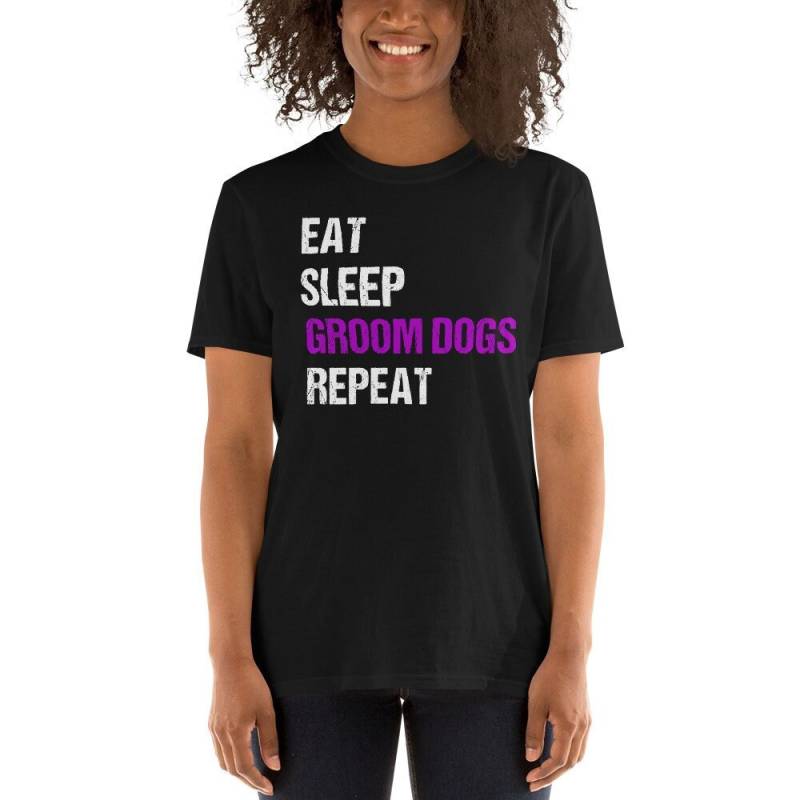 Hundefriseur Shirt Hundepflege Geschenk Hundepfleger Lustige Pflege Hunde Tshirt Zitat Spruch von ShirtsandGifts