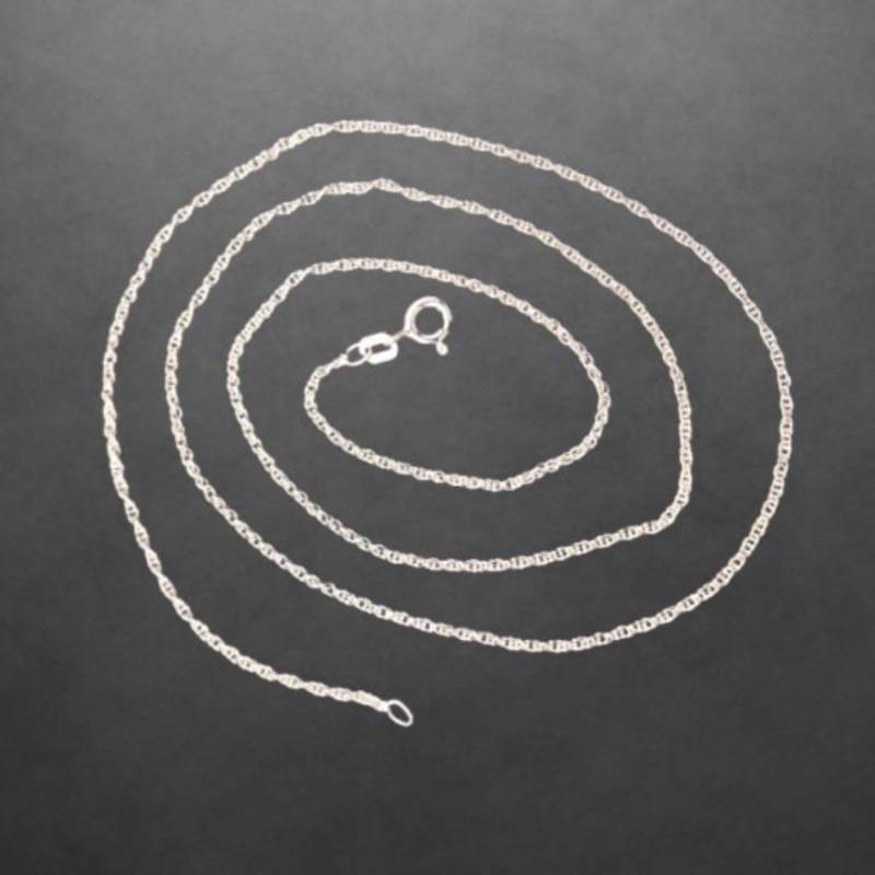0, 5 Mm Zierliche Kette 45 cm 925 Sterling Silber Neu Geschenk Für Freundin Frauen Muttertag Ostern Weihnachten 688 0, 5 Mm Zierliche Kette 45 cm 925 Sterling Silber Neu Geschenk Für Freundin Frauen Muttertag Ostern Weihnachten 688 von ShivasSilver