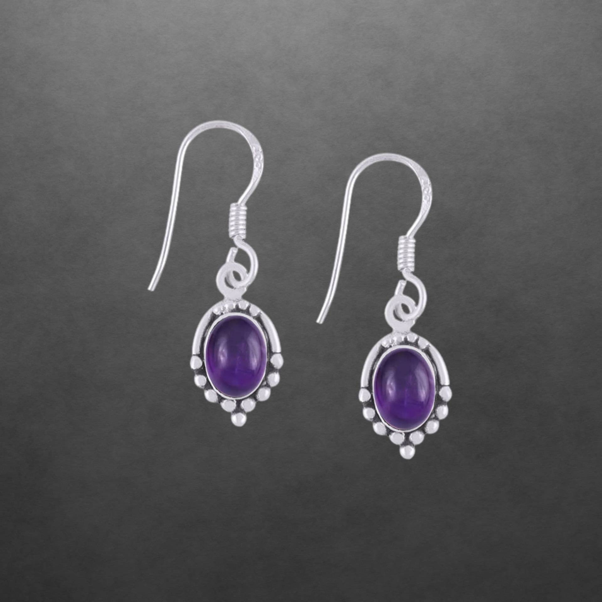 Amethyst Ohrringe 925 Sterling Silber, Geschwärzt, Cabochon Steine Amethyst Ohrringe 925 Sterling Silber, Geschwärzt, Cabochon Steine von ShivasSilver