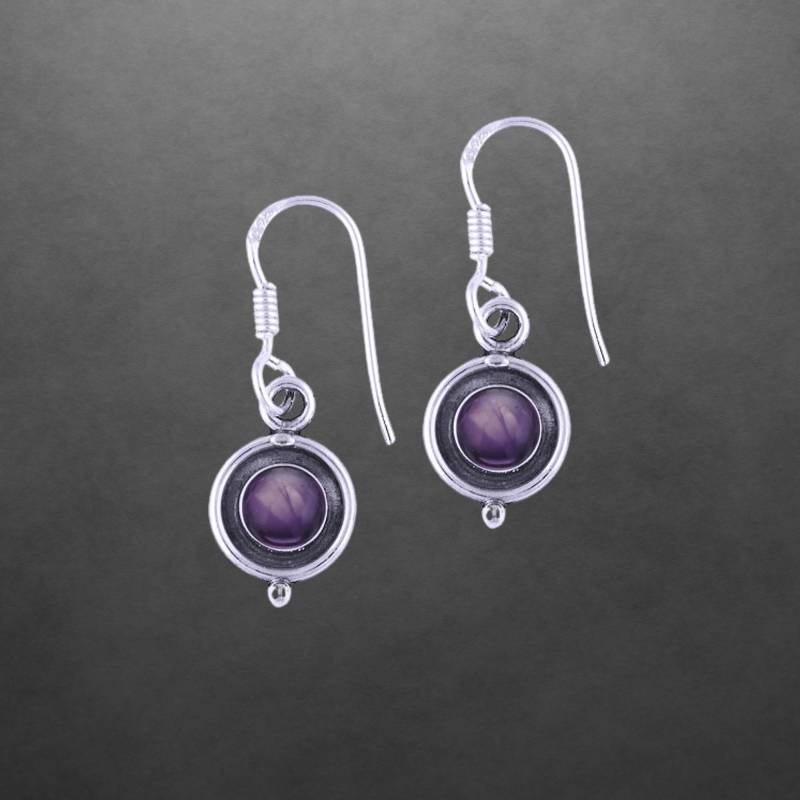 Amethyst Ohrringe 925 Sterling Silber, Geschwärzt, Runde Cabochons von ShivasSilver