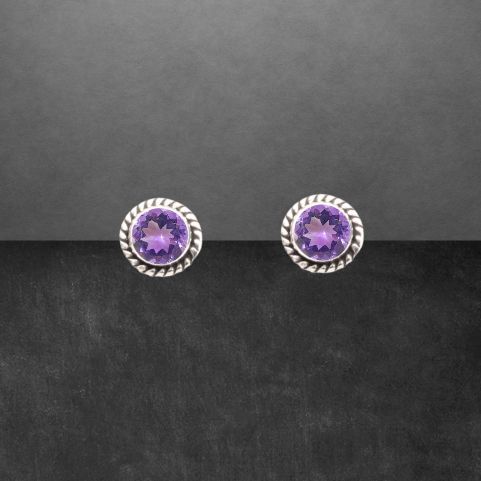 Amethyst Ohrstecker 925 Sterling Silber, Dezent Geschwärzt, Facettierte Steine 8 Mm von ShivasSilver