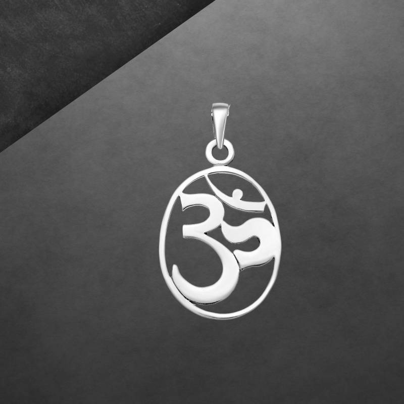 Anhänger Aus 925 Sterling Silber, Glänzend, Om Design, Oval, 30 Mm Länge Anhänger Aus 925 Sterling Silber, Glänzend, Om Design, Oval, 30 Mm Länge von ShivasSilver