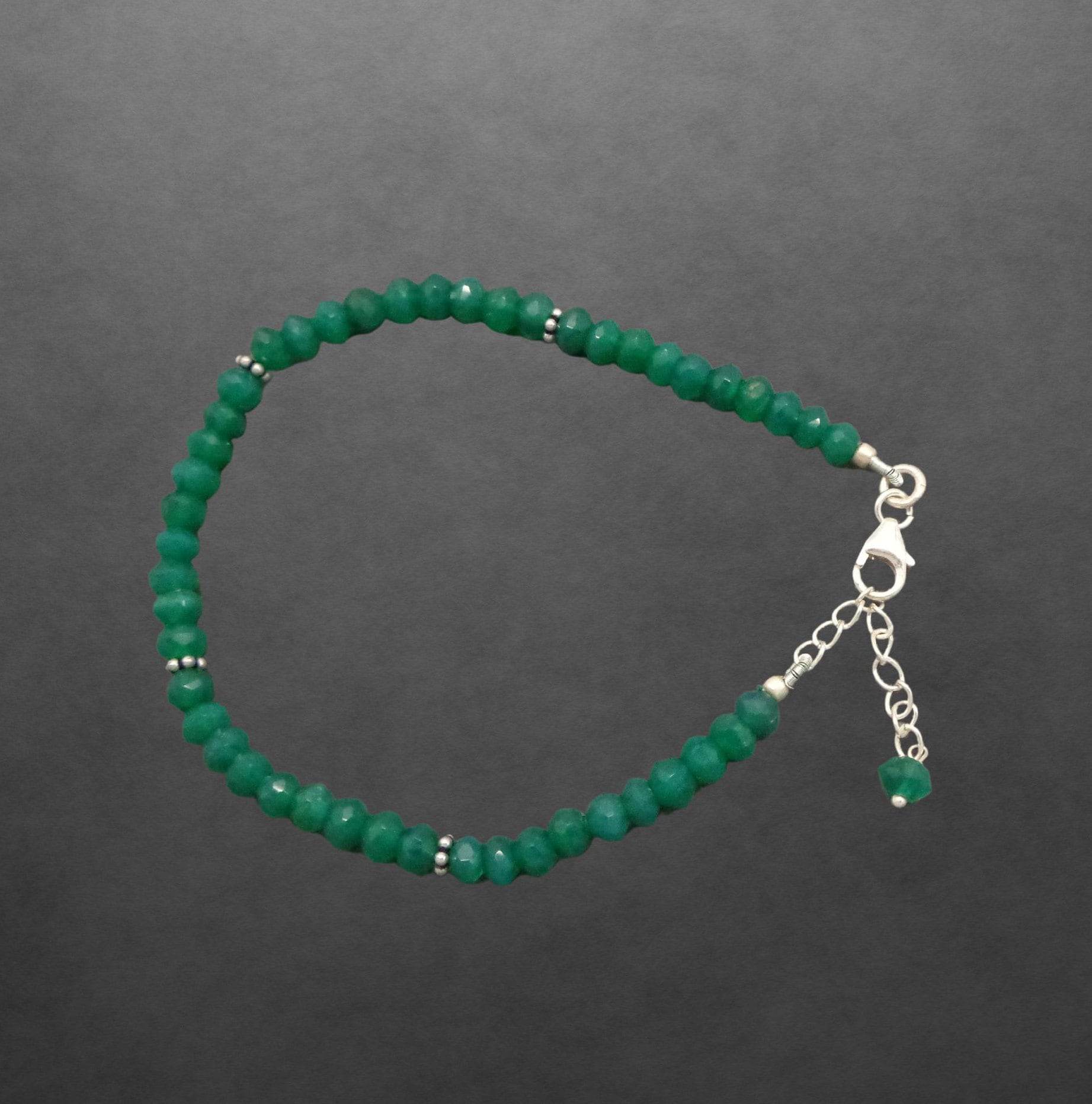 Armband Mit Grünem Achat Perlen, Zierlich, Verschluss Aus 925 Sterling Silber, Länge Ca. 210 Mm Armband Mit Grünem Achat Perlen, Zierlich, Verschluss Aus 925 Sterling Silber, Länge Ca. 210 Mm von ShivasSilver