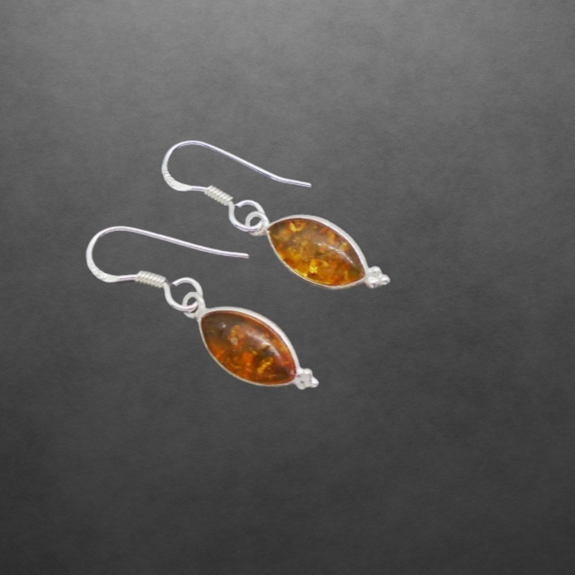 Bernstein Zierliche Ohrringe 925 Sterling Silber Neu Geschenk Für Freundin Ostern Bernstein Zierliche Ohrringe 925 Sterling Silber Neu Geschenk Für Freundin Ostern von ShivasSilver