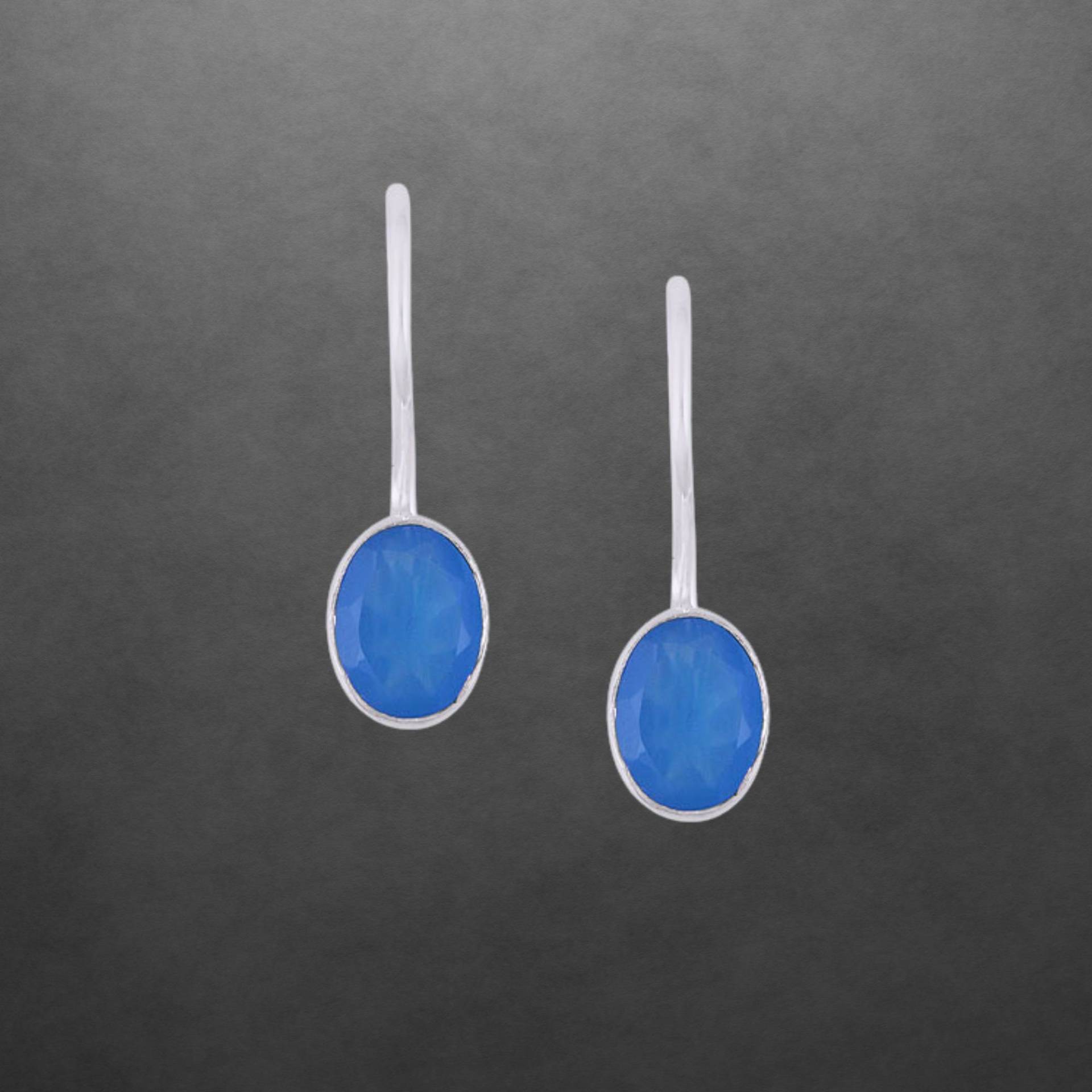 Blauer Chalcedon Zierliche Ohrringe 925 Sterling Silber Facettierte Steine Hakenverschluss 18U von ShivasSilver