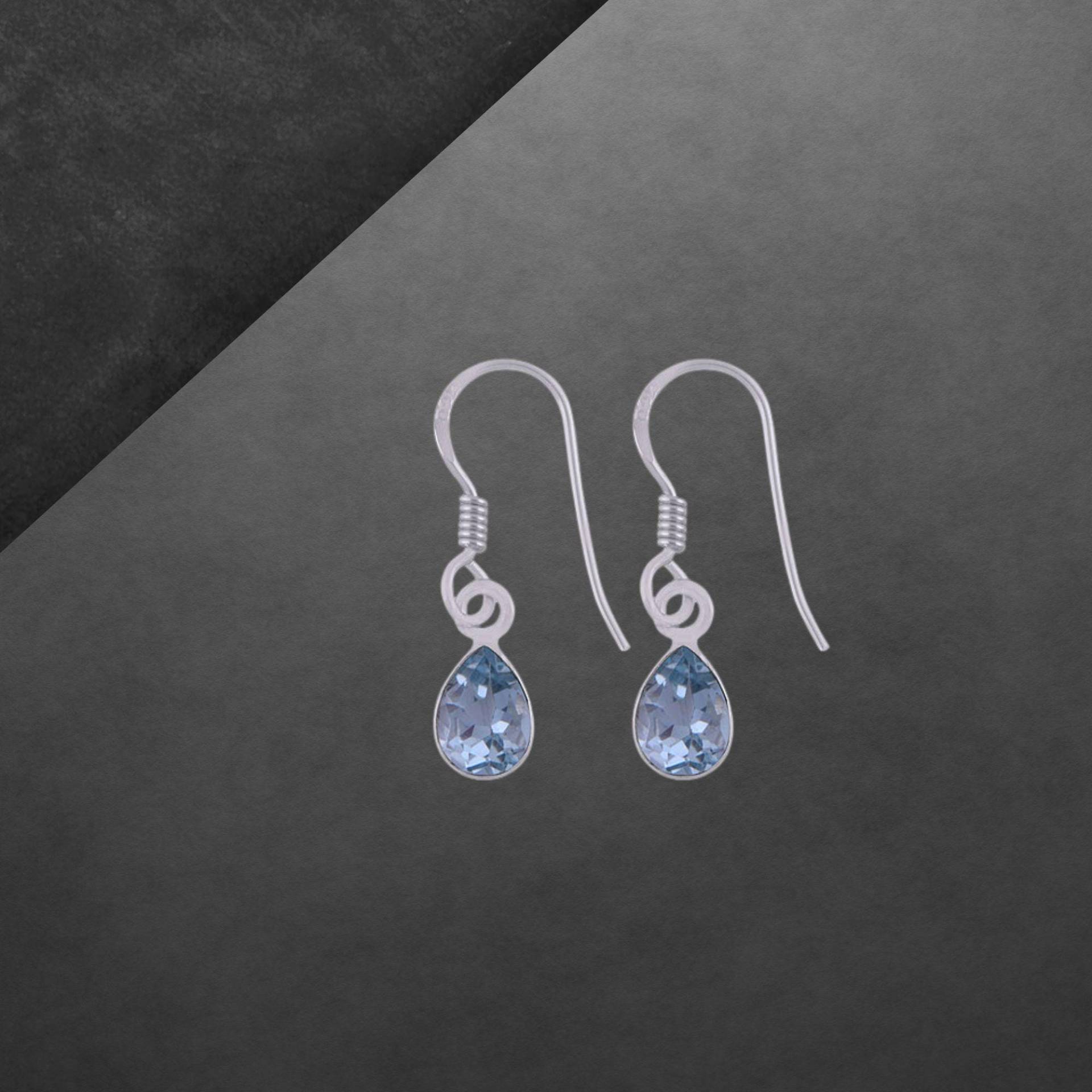 Blautopas Ohrringe 925 Sterling Silber Facettierte Tropfen, Geschenk Für Frauen von ShivasSilver