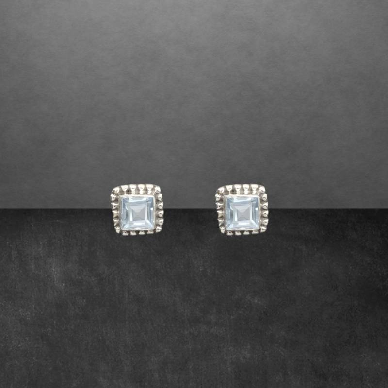 Blautopas Ohrstecker 925 Sterling Silber, Geschwärzt, Facettierte Steine, Eckig 37F Blautopas Ohrstecker 925 Sterling Silber, Geschwärzt, Facettierte Steine, Eckig 37F von ShivasSilver