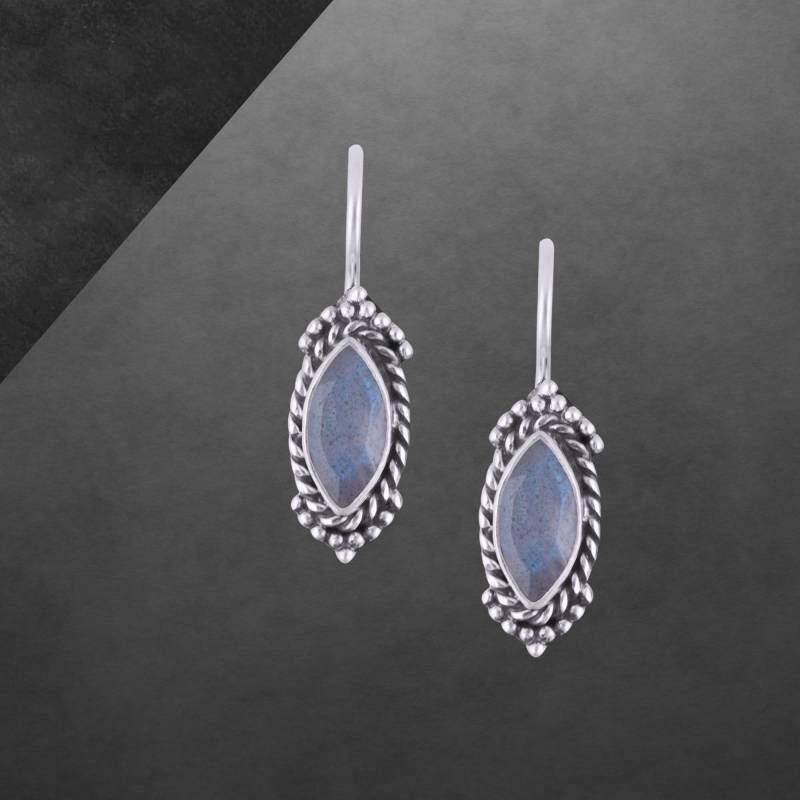 Labradorit Ohrringe 925 Sterling Silber, Geschwärzt, Facettierte Steine Mit Hakenverschluss 115 von ShivasSilver