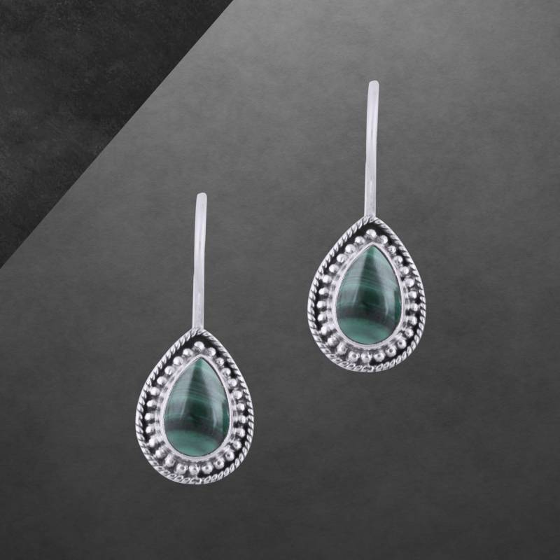 Malachit Cabochon Grün Bali Design Ohrringe 925 Sterling Silber Geschenk Für Frauen Mädchen Freundin Neu 444 Malachit Cabochon Grün Bali Design Ohrringe 925 Sterling Silber Geschenk Für Frauen Mädchen Freundin Neu 444 von ShivasSilver