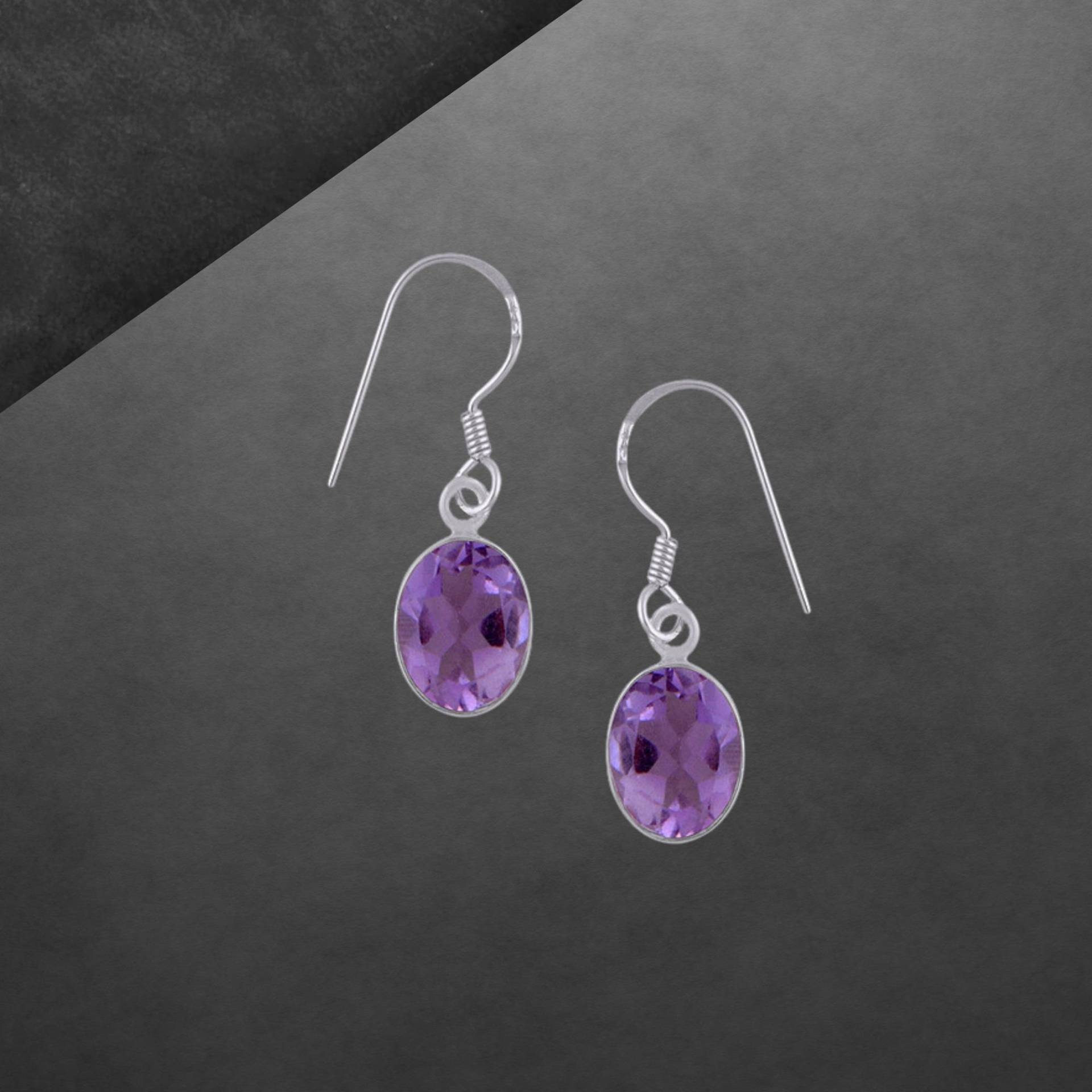 Ohrringe Aus 925 Sterling Silber, Facettierter Amethyst, Farbe Kann Variieren, Haken Offen, 26 Mm von ShivasSilver