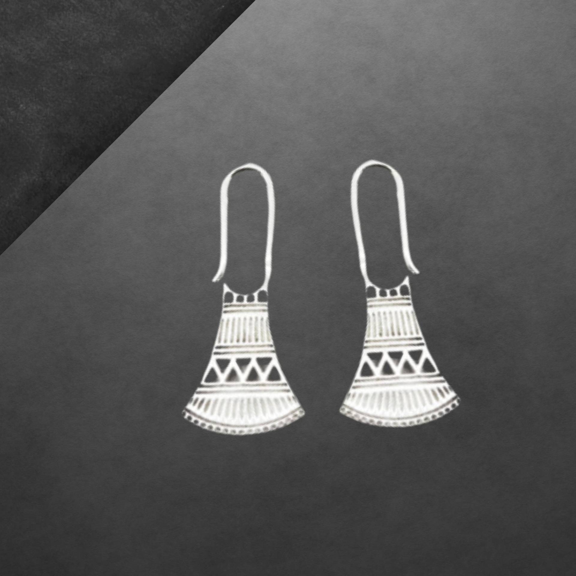 Ohrringe Aus 925 Sterling Silber, Kunstvoll Geschwärzt, Mit Bali Ornament, Offene Haken Silikon - Verschlüsse Ohrringe Aus 925 Sterling Silber, Kunstvoll Geschwärzt, Mit Bali Ornament, Offene Haken Silikon - Verschlüsse von ShivasSilver
