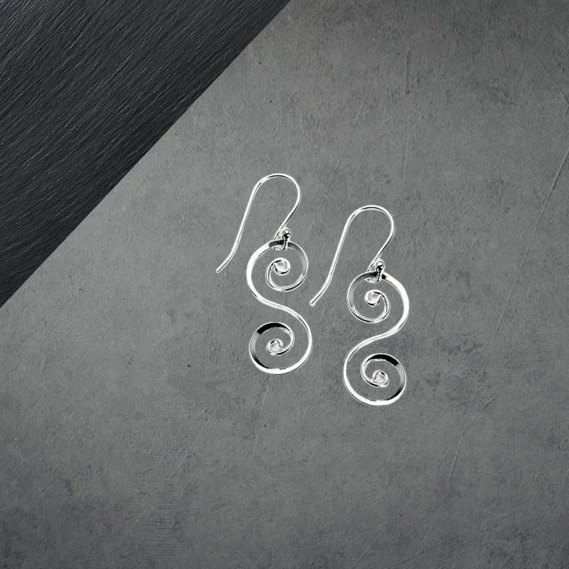 Ohrringe Aus 925 Sterling Silber Mit Beweglicher Spirale, Glänzend, Bali Design, Offene Haken 22A von ShivasSilver