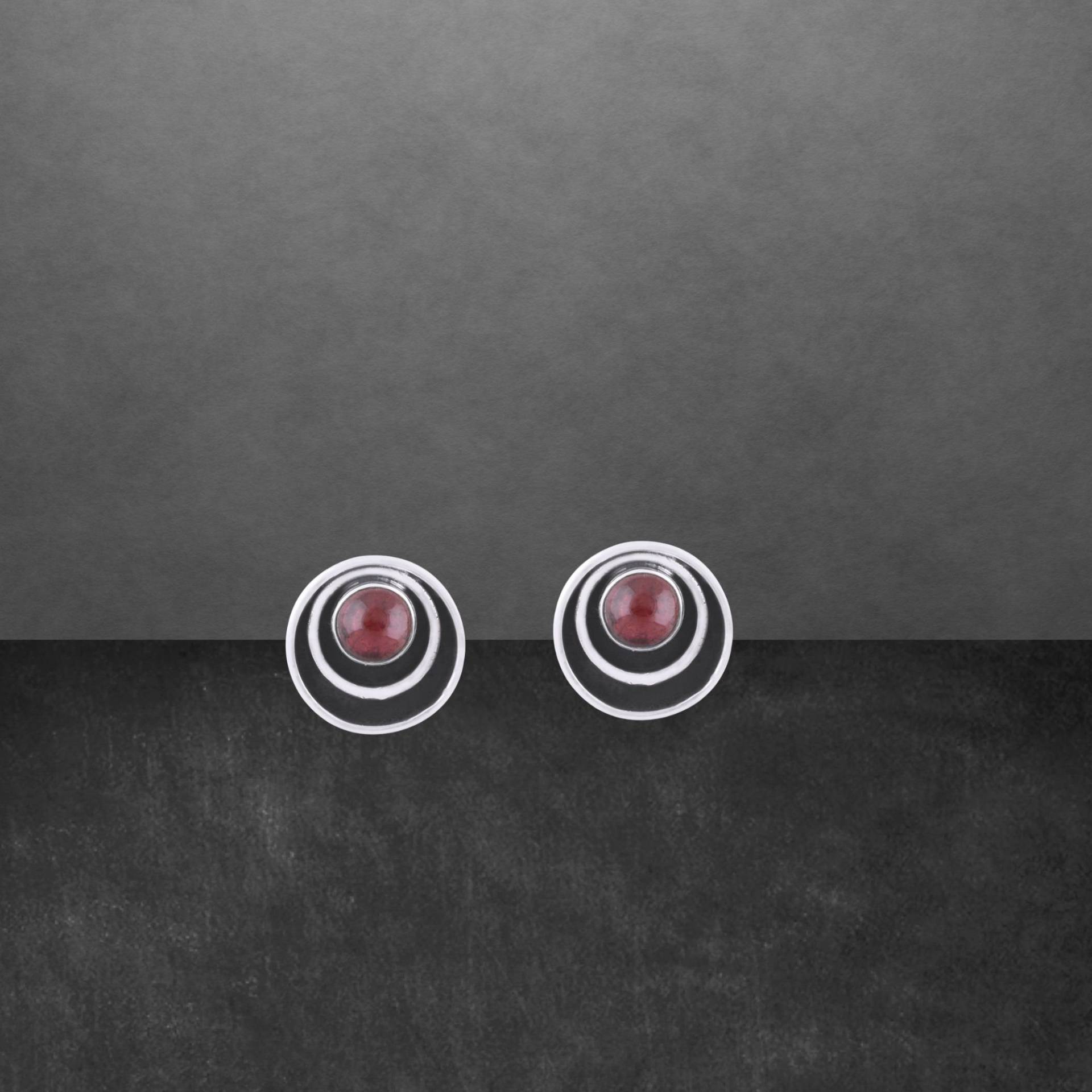 Ohrstecker Aus 925 Sterling Silber, Geschwärzt, Granat Cabochon, 10 Mm Durchmesser, Massiv Ohrstecker Aus 925 Sterling Silber, Geschwärzt, Granat Cabochon, 10 Mm Durchmesser, Massiv von ShivasSilver